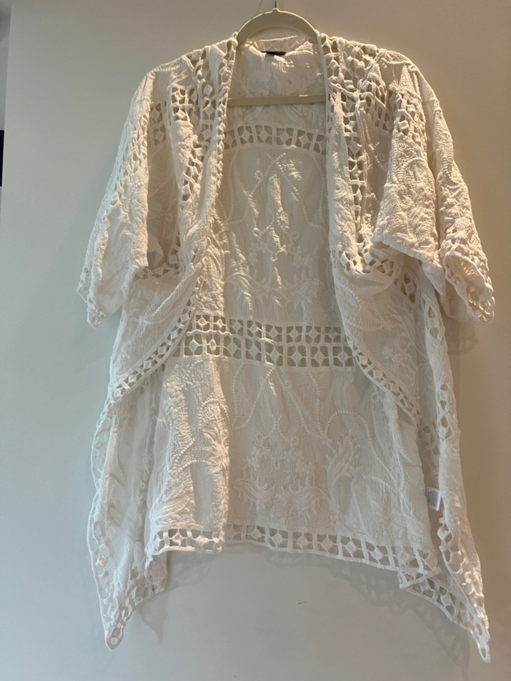 Coco + Carmen White Textured Crochet Top size s/m